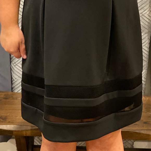 (Sizes 6,10,14) Lauren Ralph Lauren Neoprene Dress - Picture 6 of 13